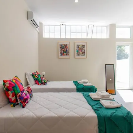 Leote House - 3 *